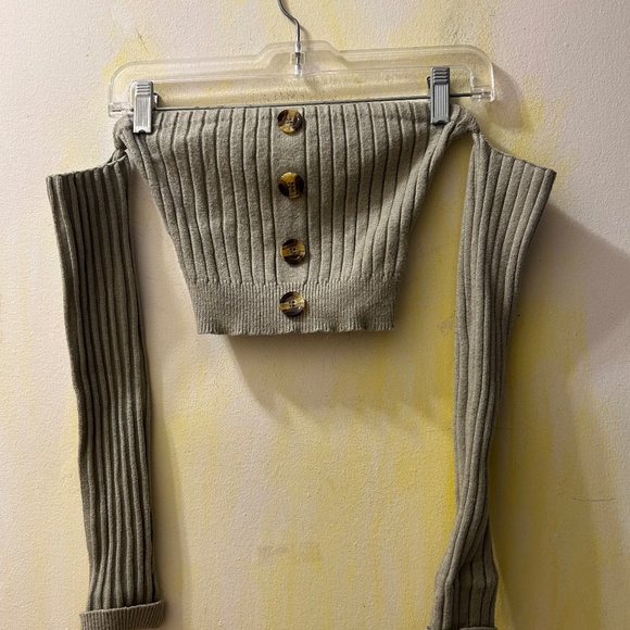 Sweater top - Picture 1 of 4